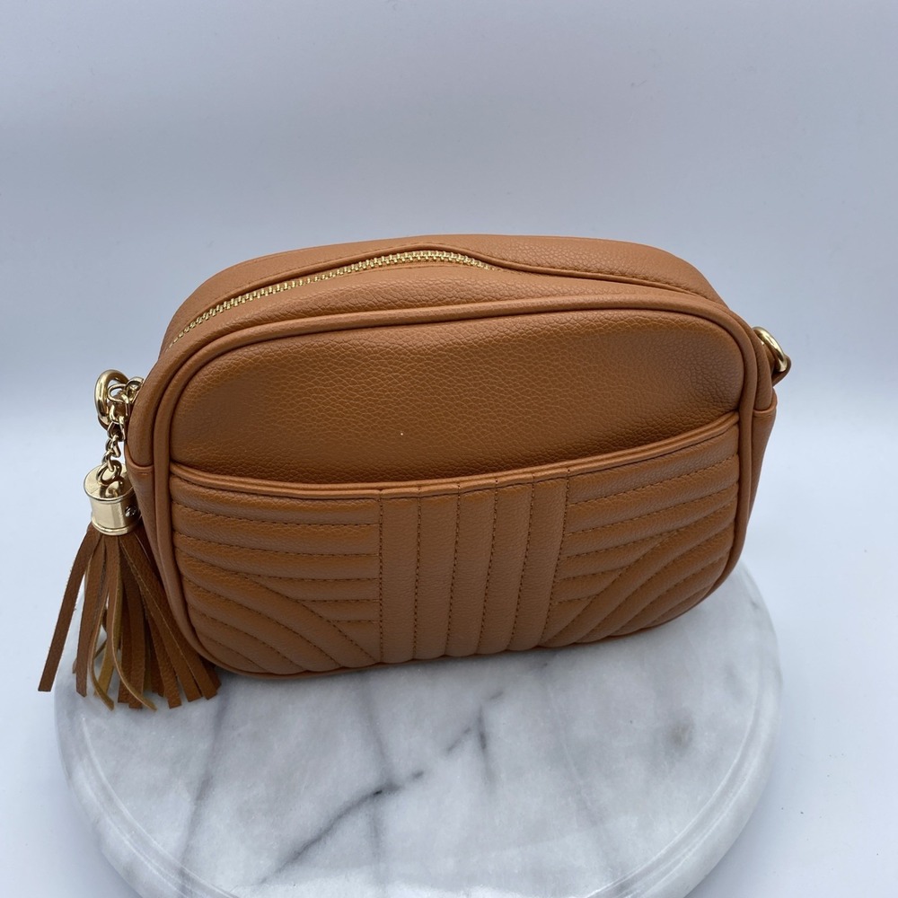 Quilted Crossbody Bag Women - Stylish Camera Tassel - Tan - Vegan (PU) Adjustab